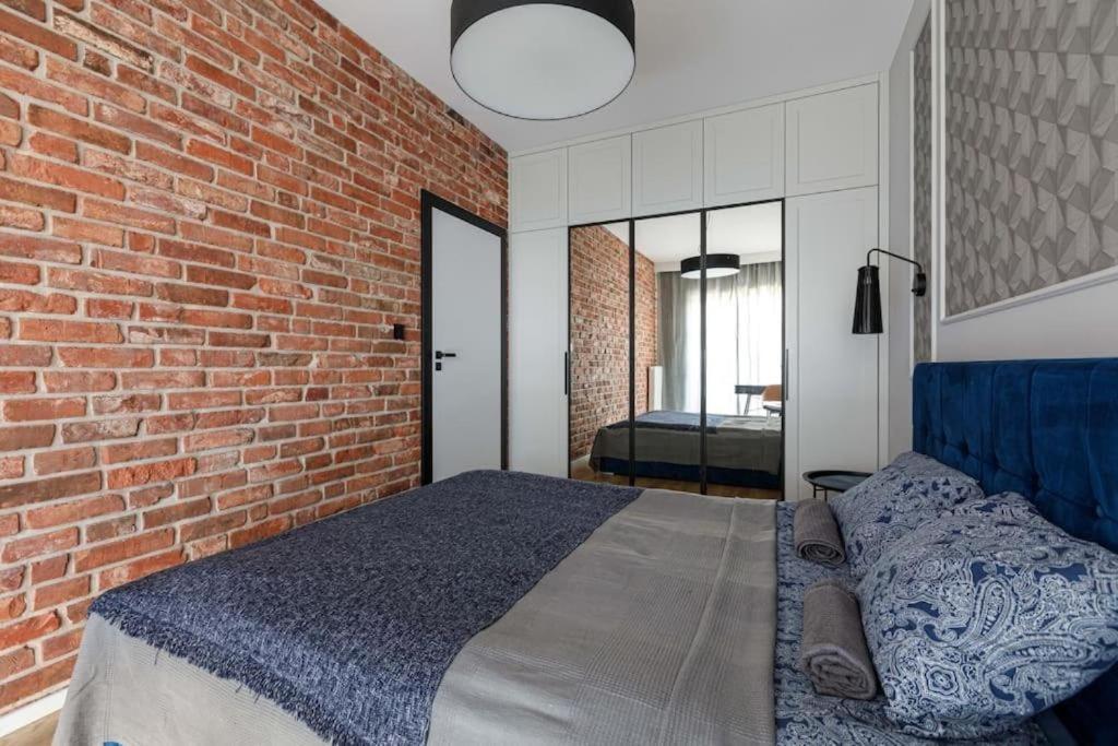 Golden Apartments Wroclaw - Great Location - Cozy And Bright&Janapawla19 Exterior photo